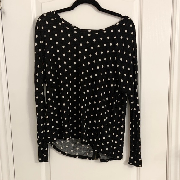 Black and white polka dot long sleeve - Picture 2 of 2